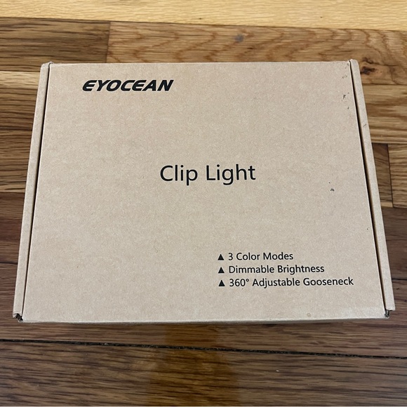 EYOCEAN Clip Light - Black - Picture 1 of 4